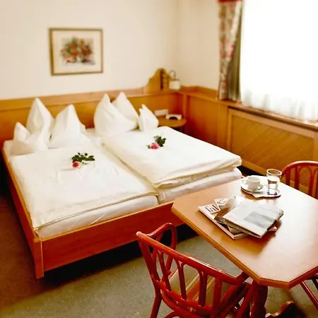Hotel Lindner 3*