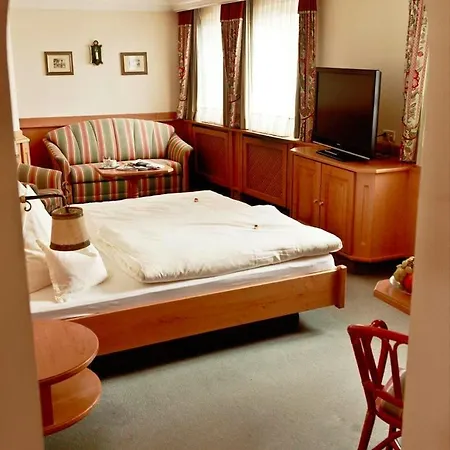 Lindner Hotel 3*